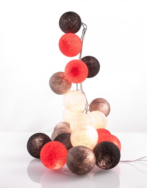 good moods* FARBTUPFER - Ball-Lichterkette mit 20 Stoffkugeln - 20 warmweiße LEDs - Geschenkkarton