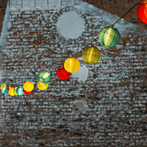 B-Ware LED Lichterkette "Lampion" - 20 bunte Lampions mit warmweißen LED - 4,75m - inkl. Trafo