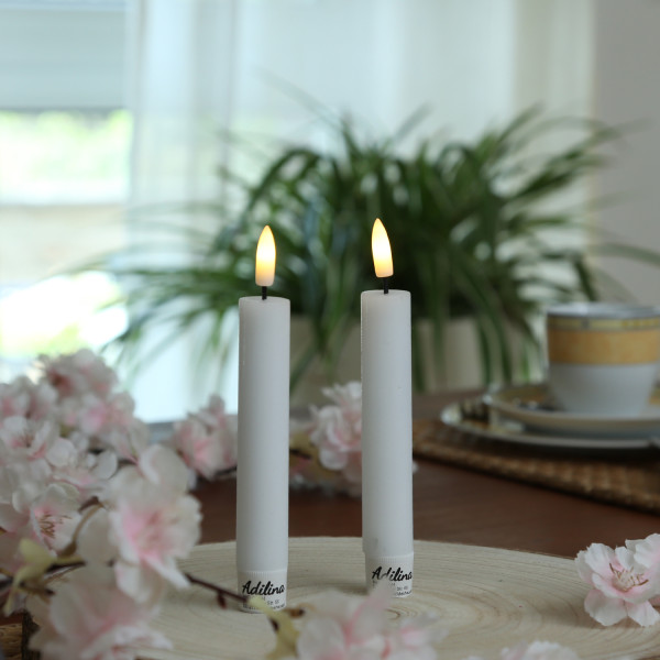 LED Stabkerzen LINA - Rustik-Optik - Echtwachs - 3D Flamme - H: 16cm - Timer - weiß - 2er Set