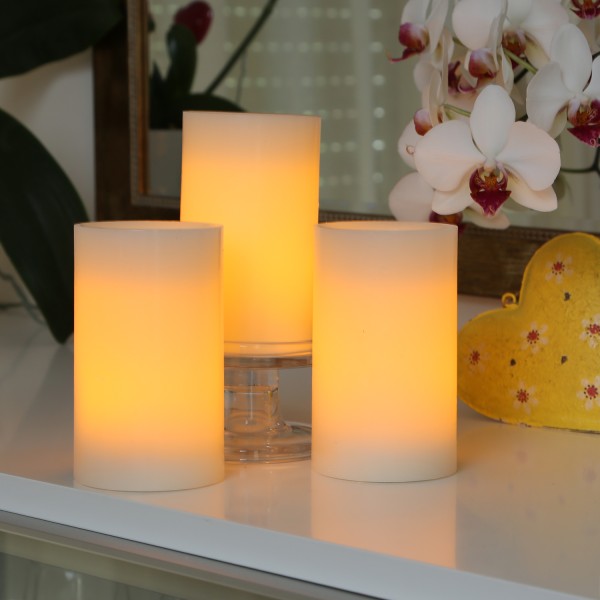 LED Kerzenset - Echtwachs - mit Farbwechsel - flackernd - H: 12cm - Batterie - creme - 3er Set