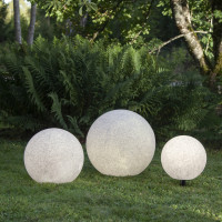 Vorschau: Gartenkugel STONE - Erdspieß - H: 29cm - D: 30cm - Fassung E27 - Kabel - Außen - grau Vorschau: Gartenkugel STONE - Erdspieß - H: 29cm - D: 30cm - Fassung E27 - Kabel - Außen - grau