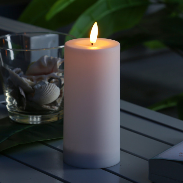 LED Solar Kerze - Outdoorkerze - H: 15cm, D: 7,5cm - Dämmerungssensor - für Außen - weiß