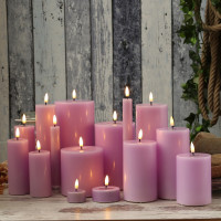 Vorschau: LED Stumpenkerze MIA - Echtwachs - realistische 3D Flamme - H: 20cm - D: 5cm - lavendel Vorschau: LED Stumpenkerze MIA - Echtwachs - realistische 3D Flamme - H: 20cm - D: 5cm - lavendel