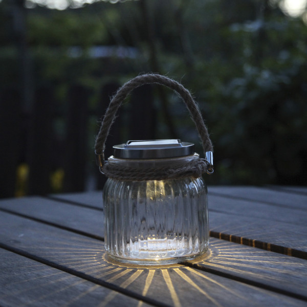 LED Solarglas JAMJAR - Geriffeltes Glas - warmweiße LED - Lichtsensor - H:11,5cm, D: 11cm