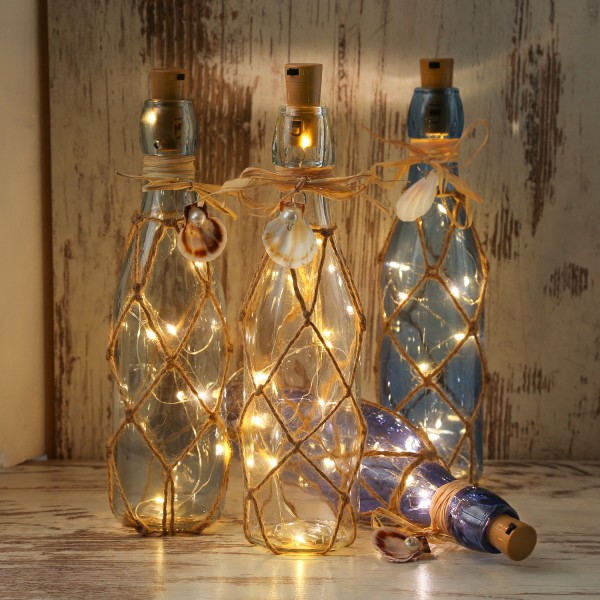 LED Dekoflasche MARITIM mit Juteseil und LED Drahtlichterkette - H: 28cm - hellblau