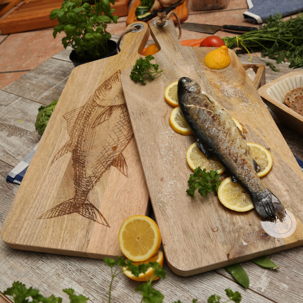 Schneidebrett - Vesperbrett - Fischmotiv - Mangoholz - Kordel - L: 58cm - natur