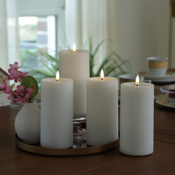 LED Kerzenset UNIQUE - Rustik-Optik - H: 15cm - mit Batterien und Fernbedienung - weiß - 4er Set