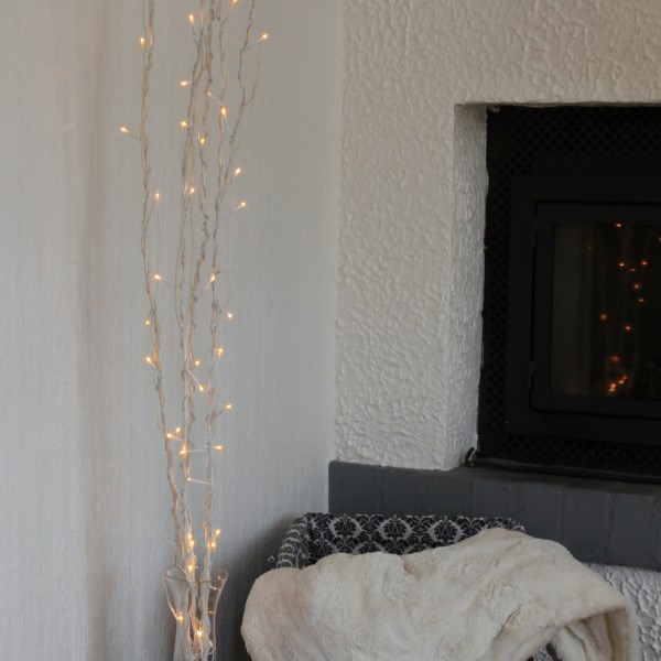 LED Leuchtzweig Weide - Lichterzweig - 60 warmweiße LED - H: 115cm - inkl. Trafo - weiß