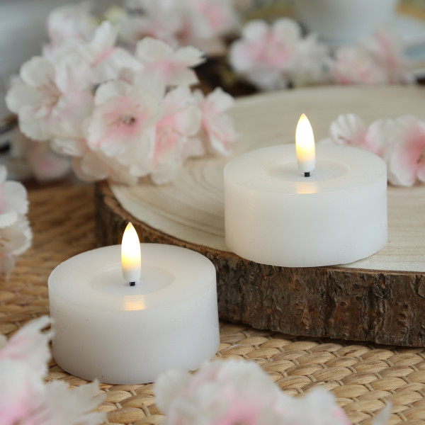 LED Maxi Teelichter LINA - Rustik-Optik - Echtwachs - Timer - D: 7cm - H: 6cm - weiß - 2 Stück
