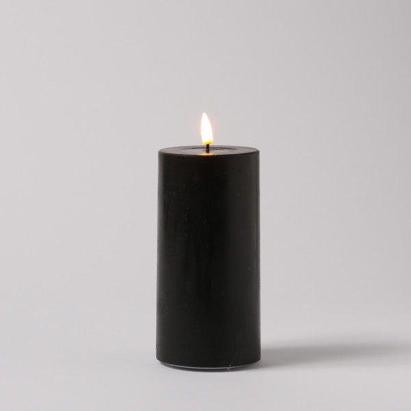 LED Stumpenkerze MIA - Echtwachs - realistische 3D Flamme - H: 15cm - Batteriebetrieb - schwarz