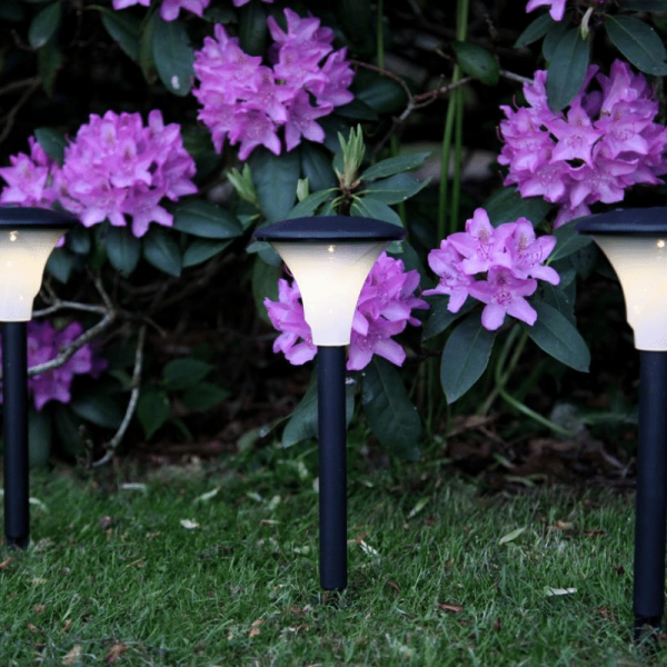 LED Solar Wegleuchte "Faro" - warmweiße LED - H: 26cm, D:11cm