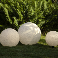 Vorschau: Gartenkugel STONE - Erdspieß - H: 29cm - D: 30cm - Fassung E27 - Kabel - Außen - grau Vorschau: Gartenkugel STONE - Erdspieß - H: 29cm - D: 30cm - Fassung E27 - Kabel - Außen - grau
