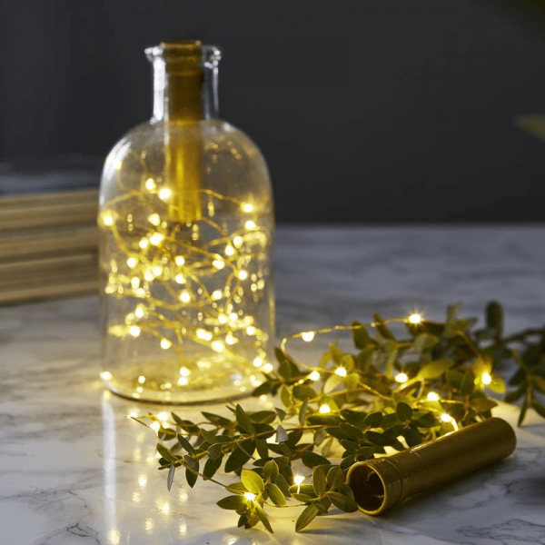 LED Lichterkette "Korken" - Flaschenverschluss - 15 warmweiße LED - 0,75m - Batterie - Timer - gold