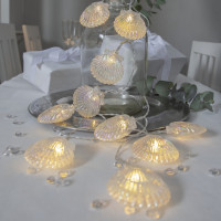 LED Lichterkette Muscheln - 10 warmweiße LED - L: 1,35m - Batterie - Timer - für Innen - weiß LED Lichterkette Muscheln - 10 warmweiße LED - L: 1,35m - Batterie - Timer - für Innen - weiß