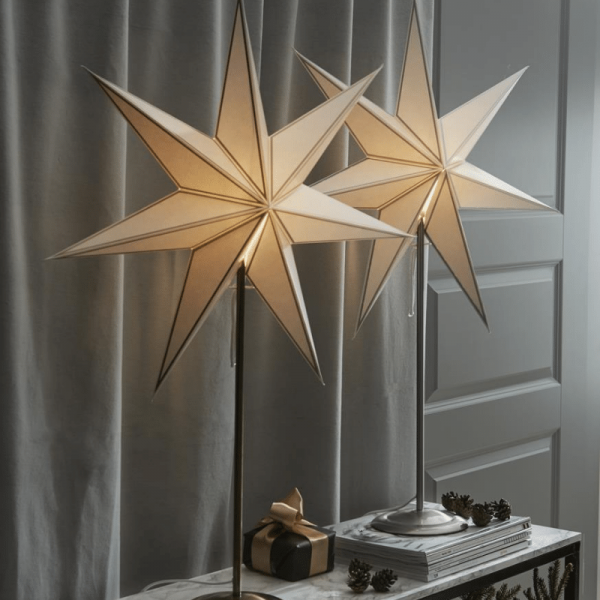 Papierstern "Nicolas" - stehend - 7-zackig - D: 60cm, H: 90cm - E14 Fassung - creme/gold