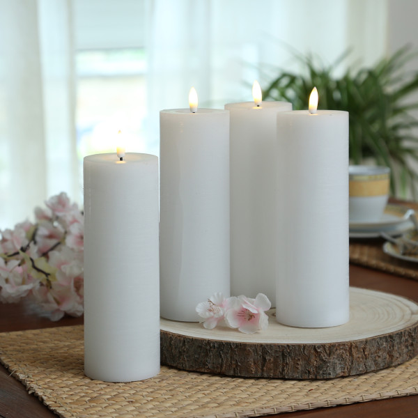 LED Kerzenset LINA - Rustik-Optik - Echtwachs - H: 20cm - D: 7cm - Timer - weiß - 4er Set